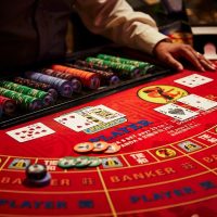 Pinup online: ən yaxşı slotlar və canlı oyunlar nələrdir?